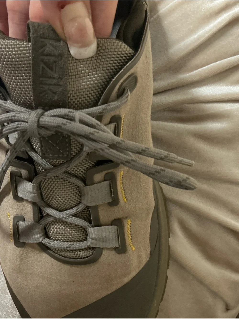Kizik Wasatch Hands-Free Outdoor Sneakers Tumbleweed Brown